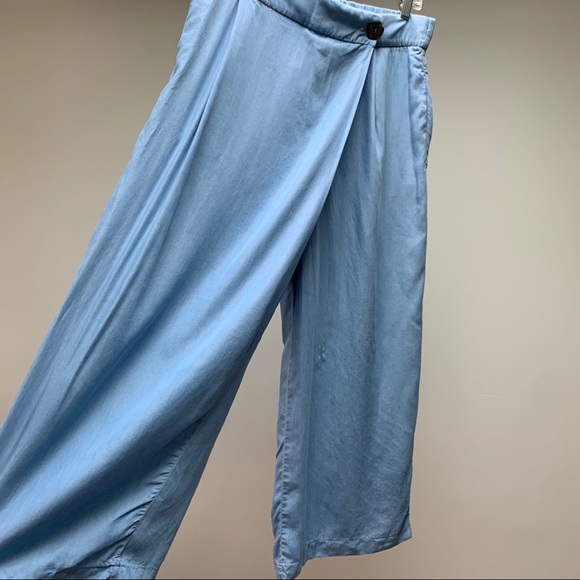 Zara | L | Wide Leg Cropped Pants - Picture 5 of 9
